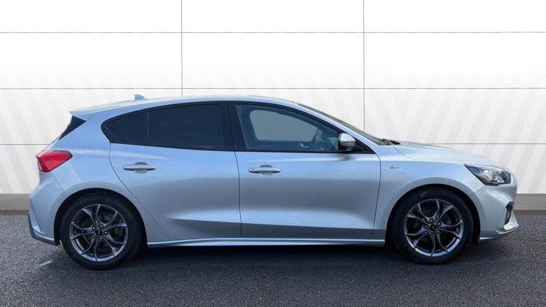 Ford Focus 1.0 EcoBoost 125 ST-Line 5dr Petrol Hatchback